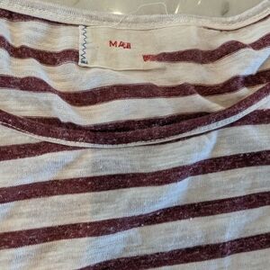 #434 Max Studio Burgundy and White Short Sleeve T-Shirt